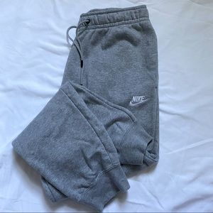 Women’s Nike sweatpants